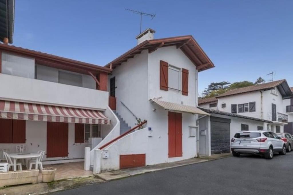 Charmant T3 Avec Terrasse Au Coeur De Ciboure Apartman Kültér fotó